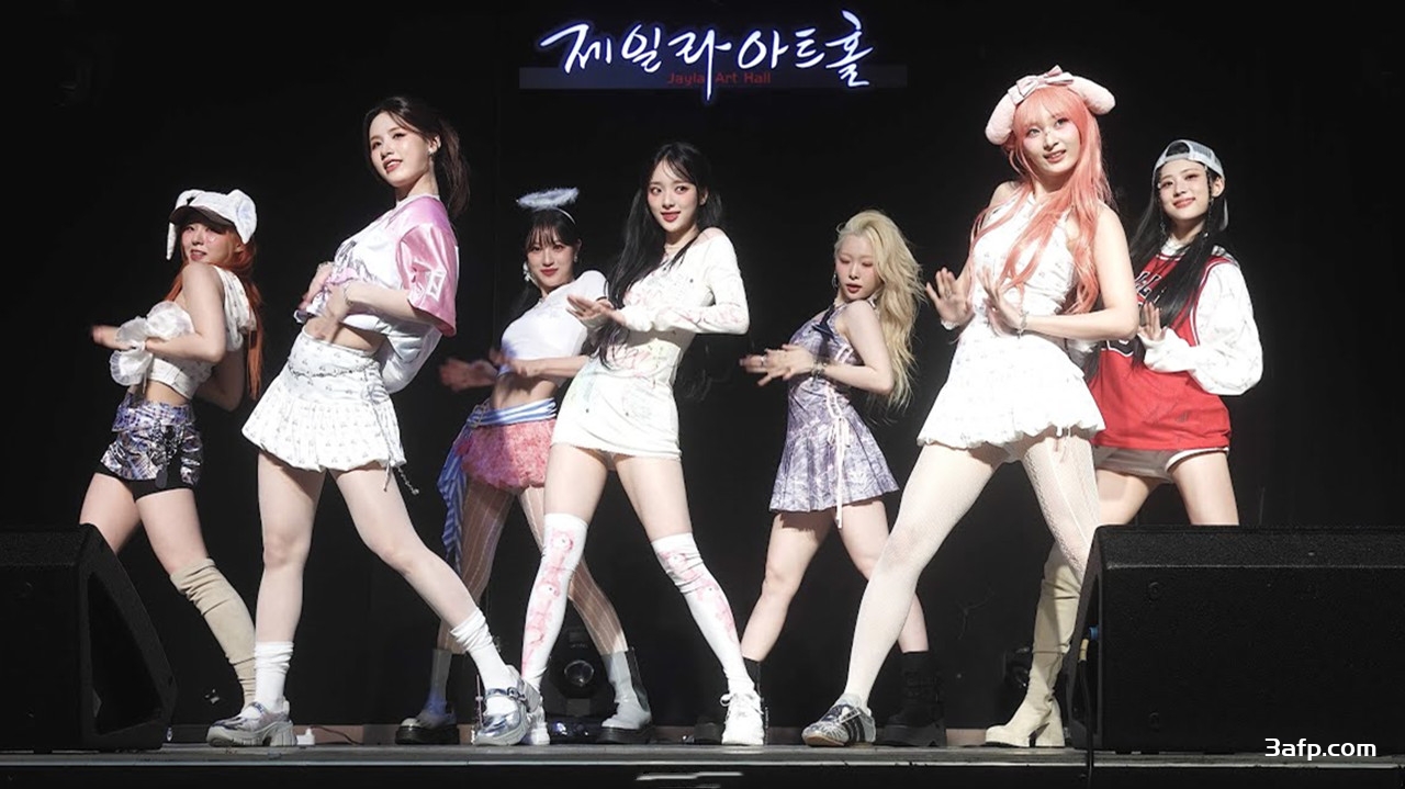 250808 韩国女团 ICHILLIN’ 饭拍秀视频8部合集[4.53G]-3A饭拍
